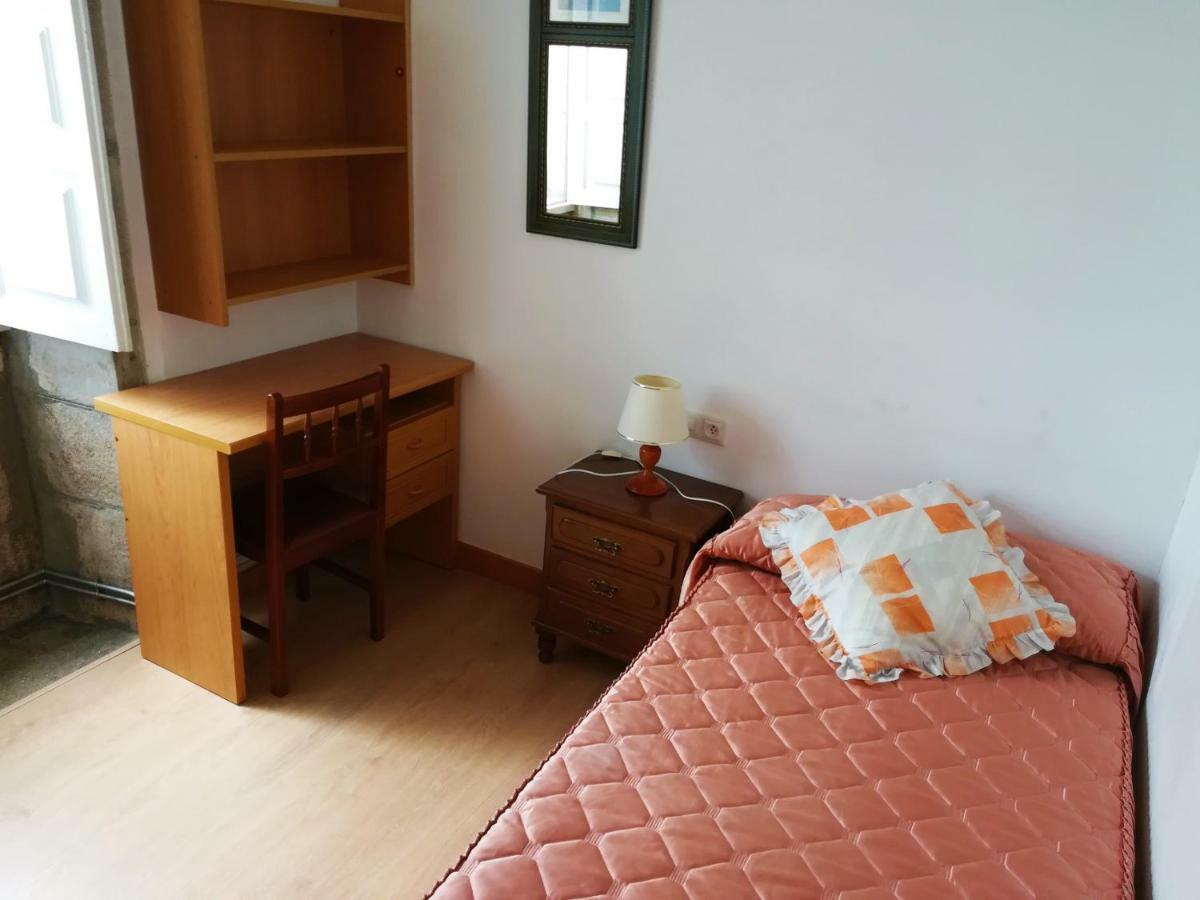 Apartamento Pensión Residencia Universitaria Rey Santiago de Compostela Exterior foto