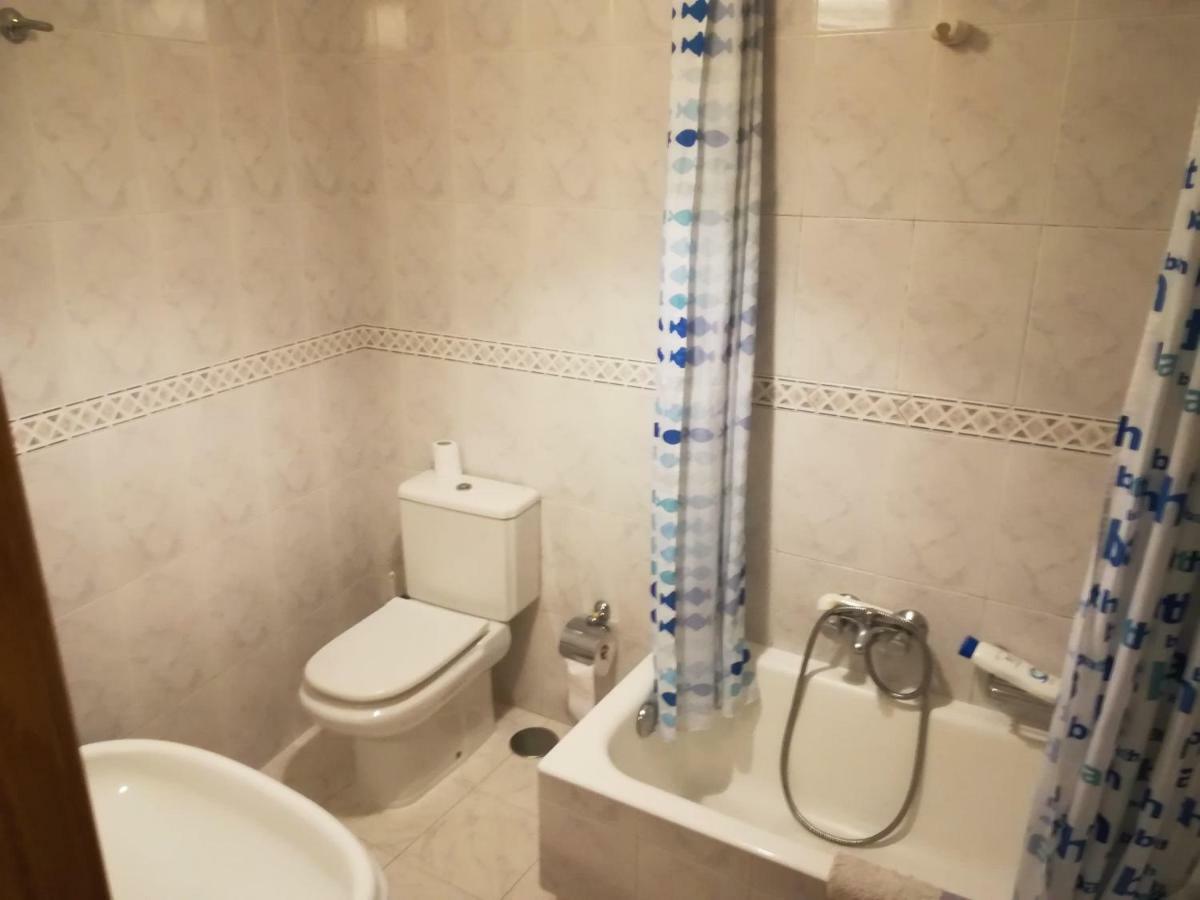Apartamento Pensión Residencia Universitaria Rey Santiago de Compostela Exterior foto